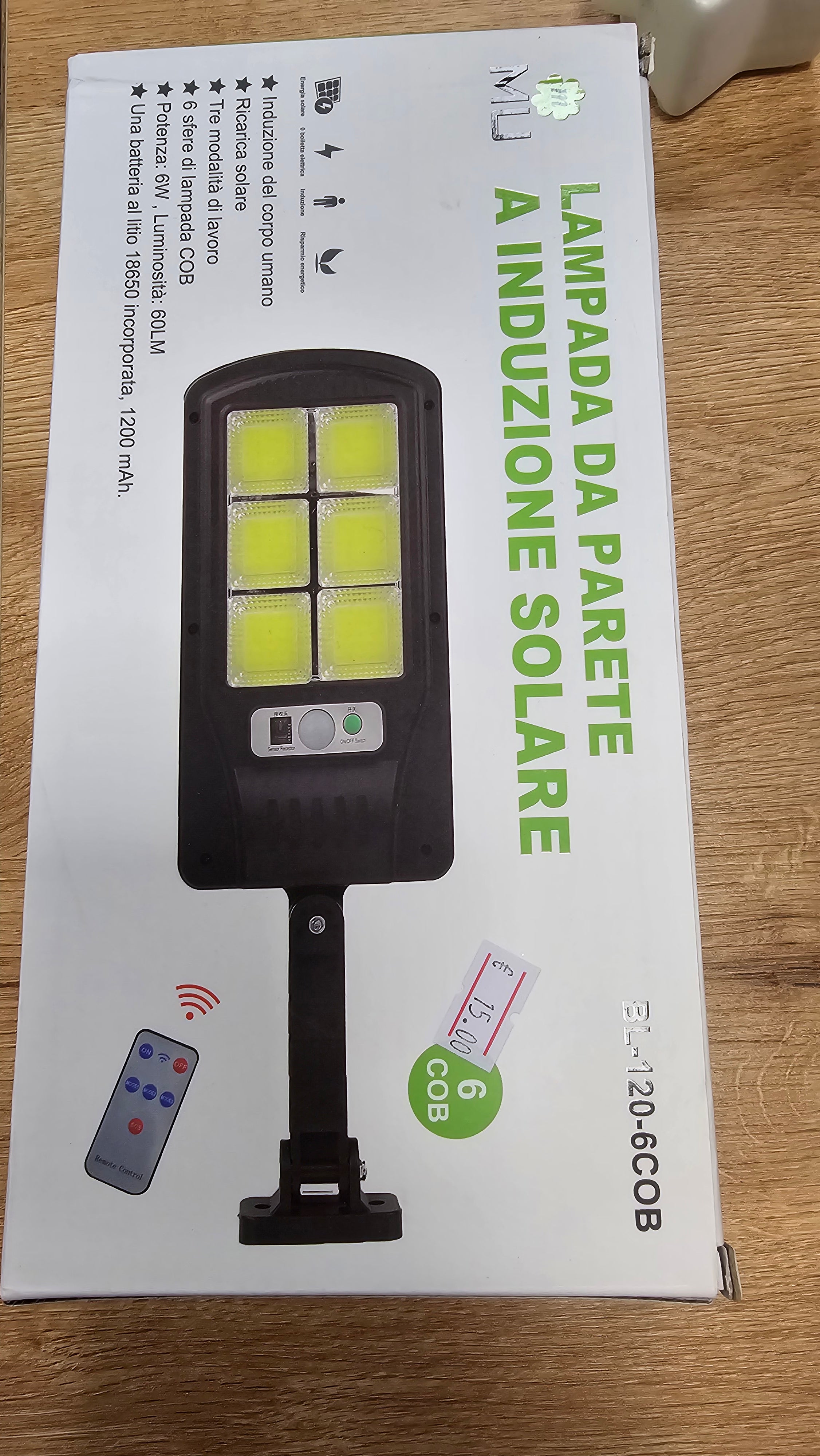 Lampada a parte ad induzione solare