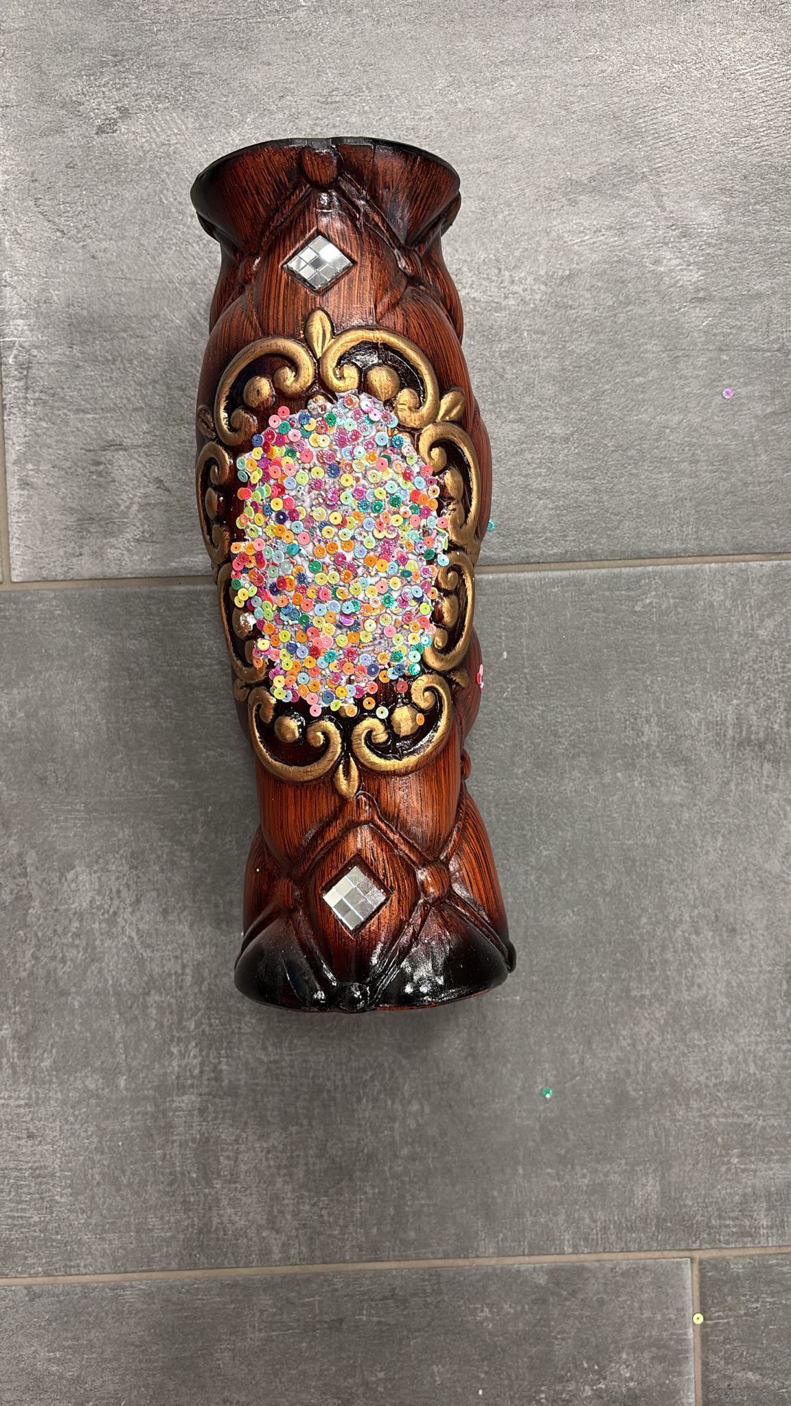 Vaso decorativo con paillettes