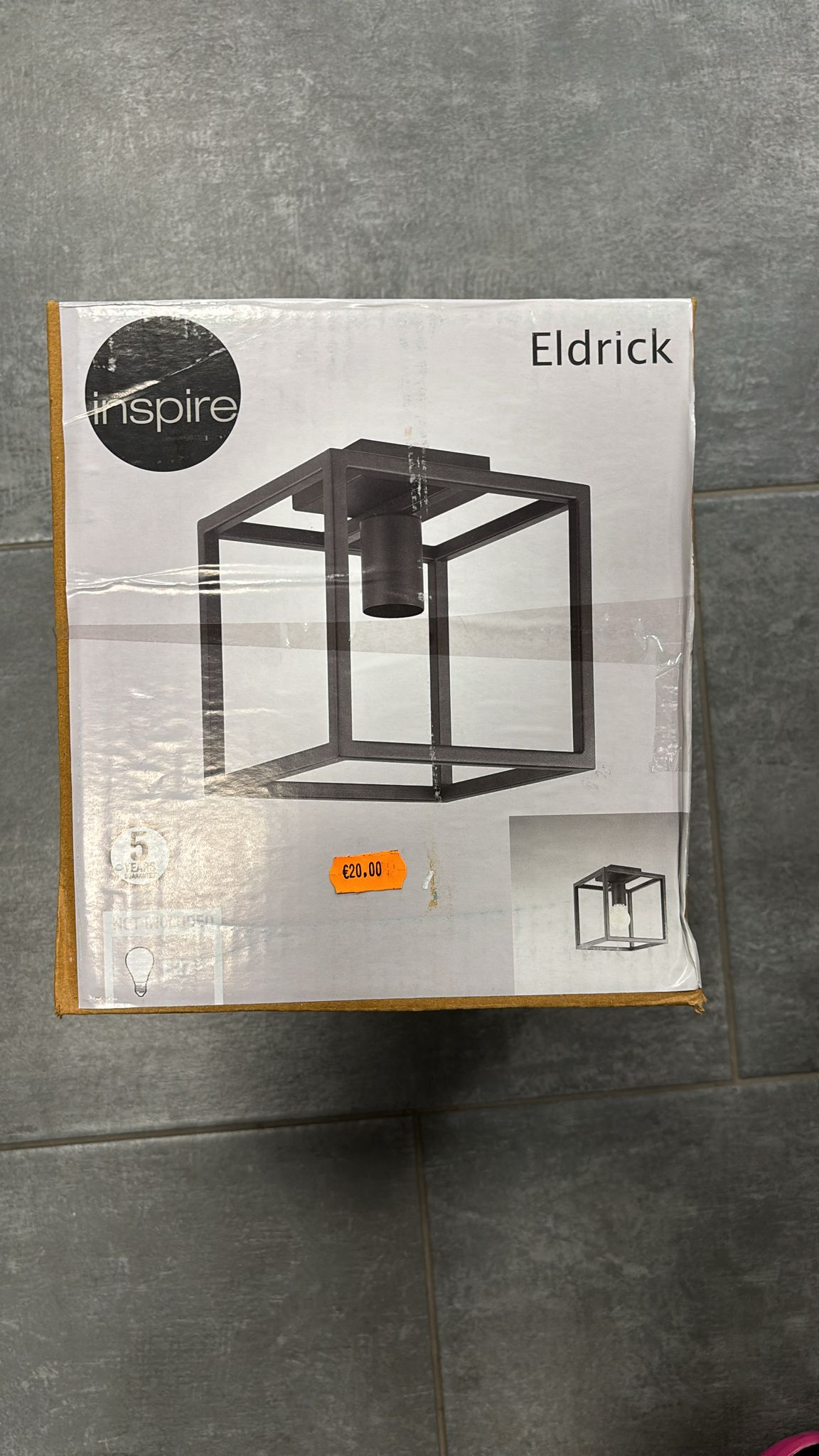 Plafoniera moderna cubica