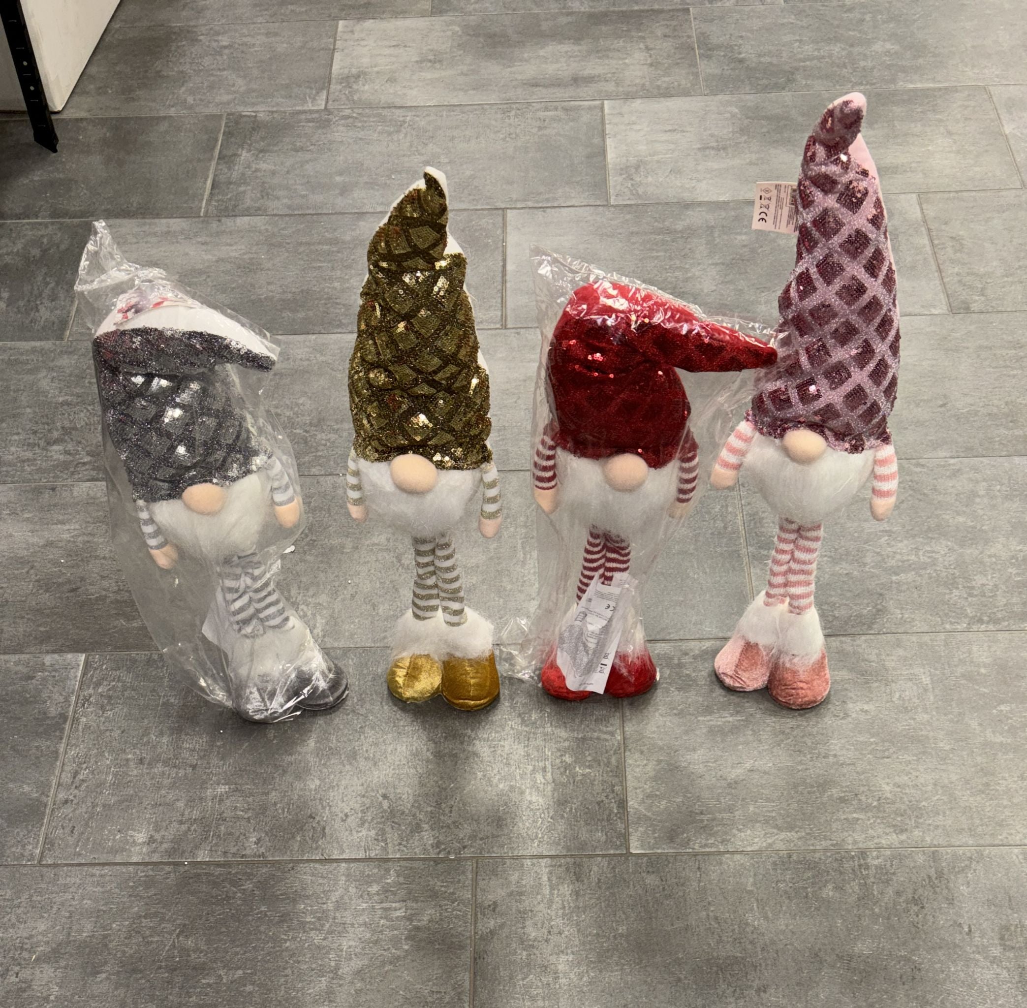 Gnomo  medio glitterato in peluche con luci  4 colorazioni