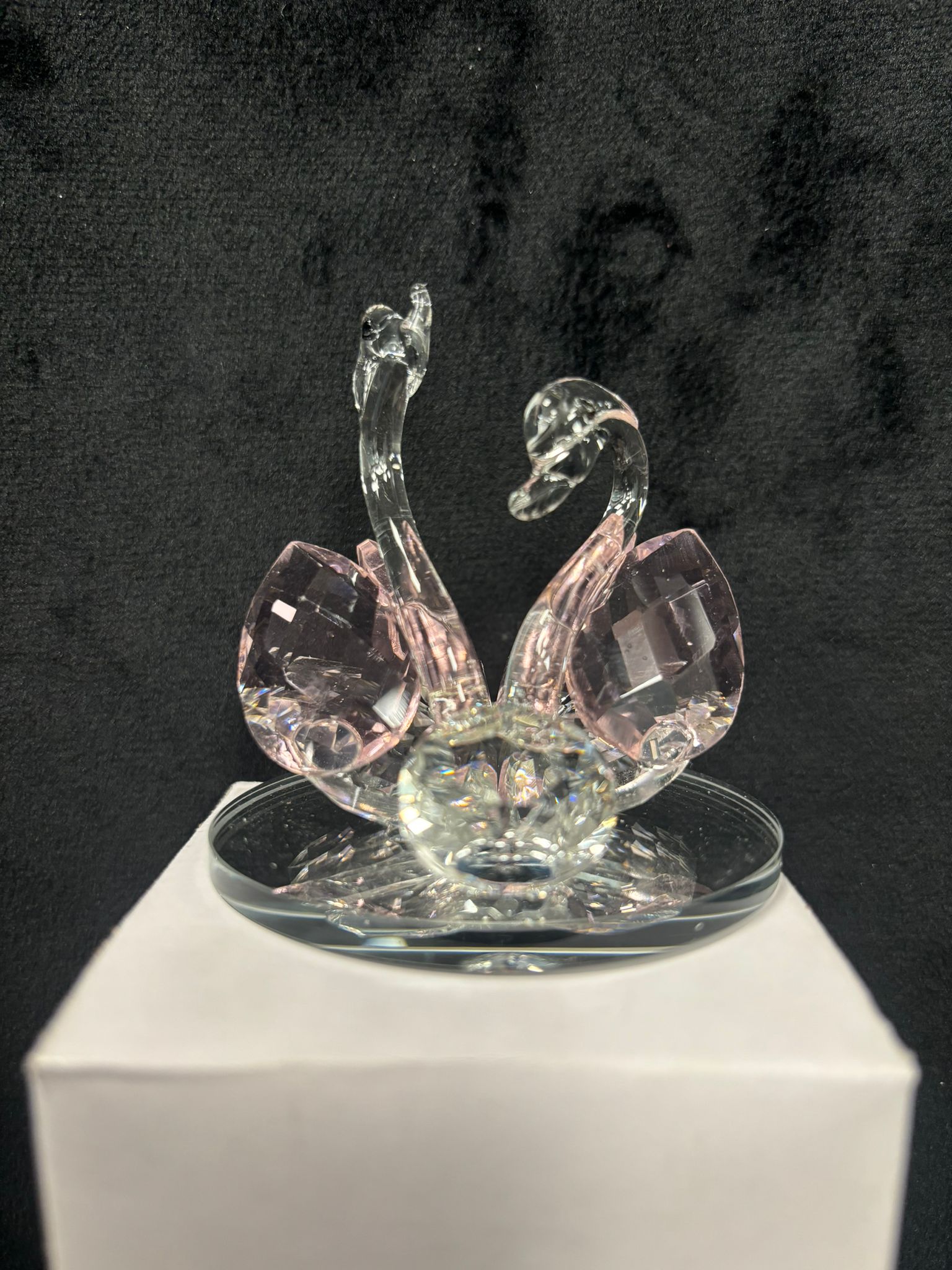 DFH - CIGNO IN CRISTALLO ROSA E BIANCO 6x6ย cm