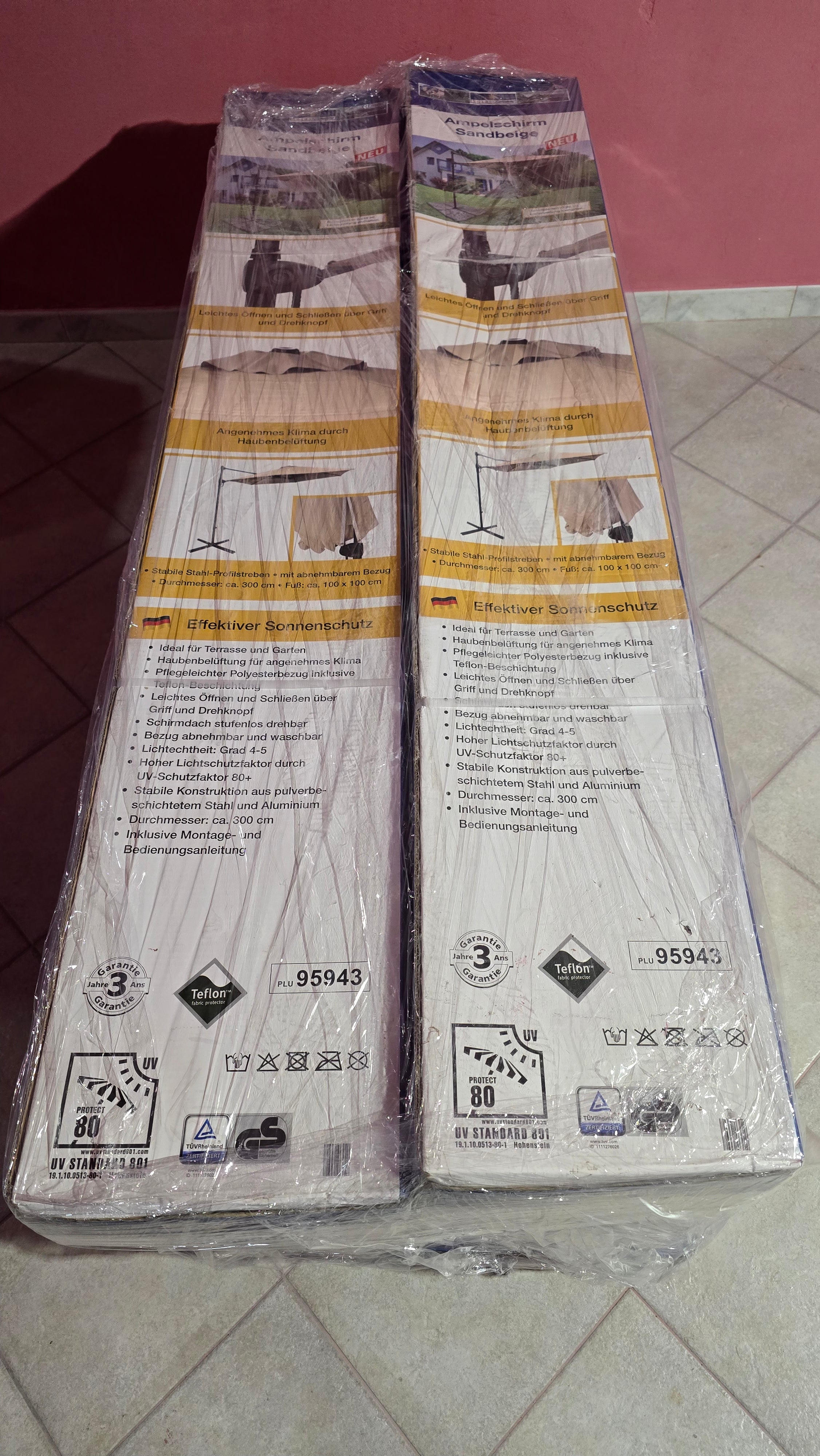 STOCK DI OMBRELLONI DA GIARDINO. 4 PEZZI