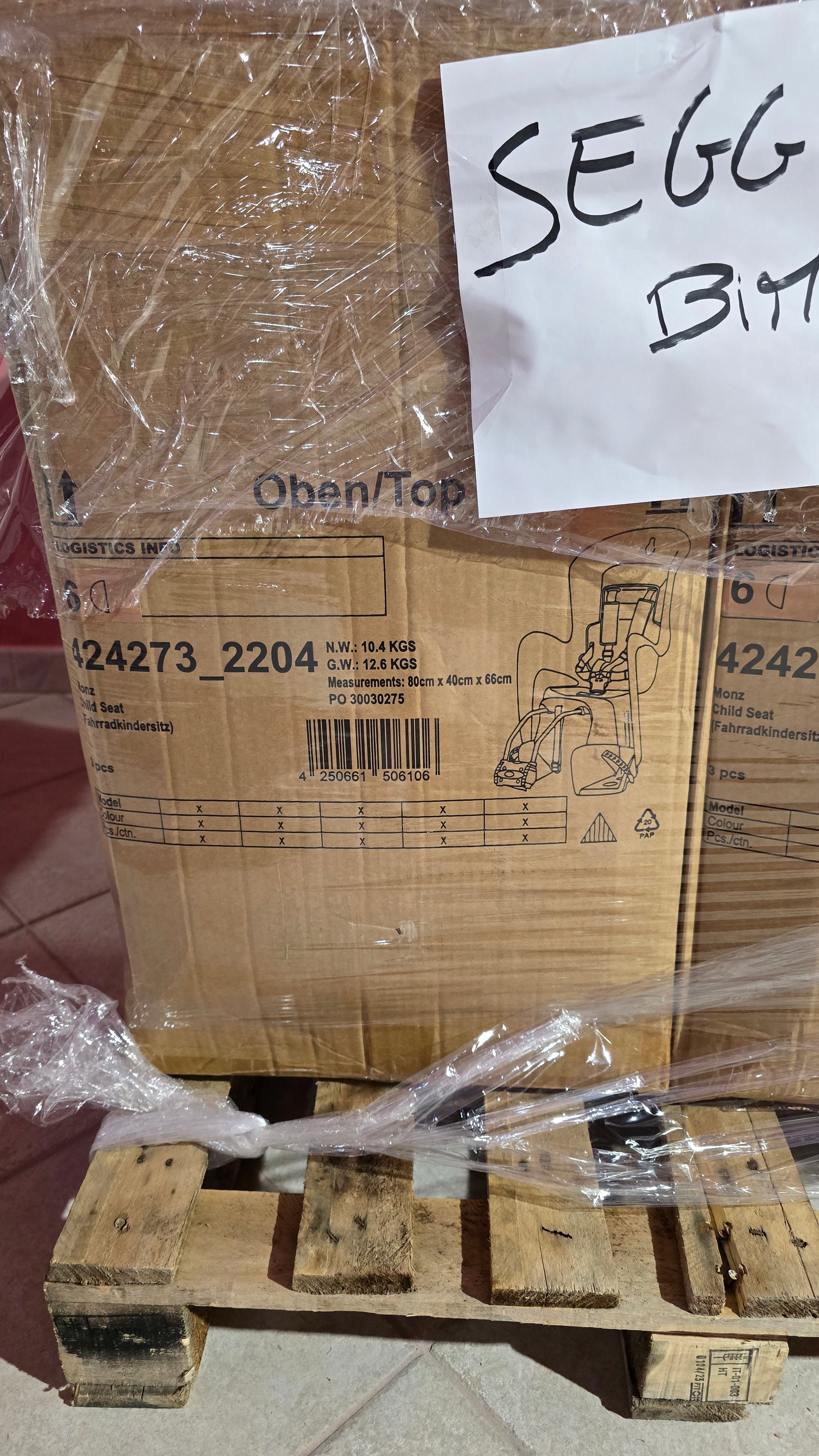 STOCK DI SEGGIOLINI DI SICUREZZA PER BAMBINI. 6 PEZZI