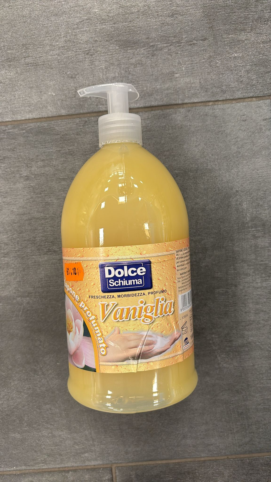 Dolce schiuma sapone liquido