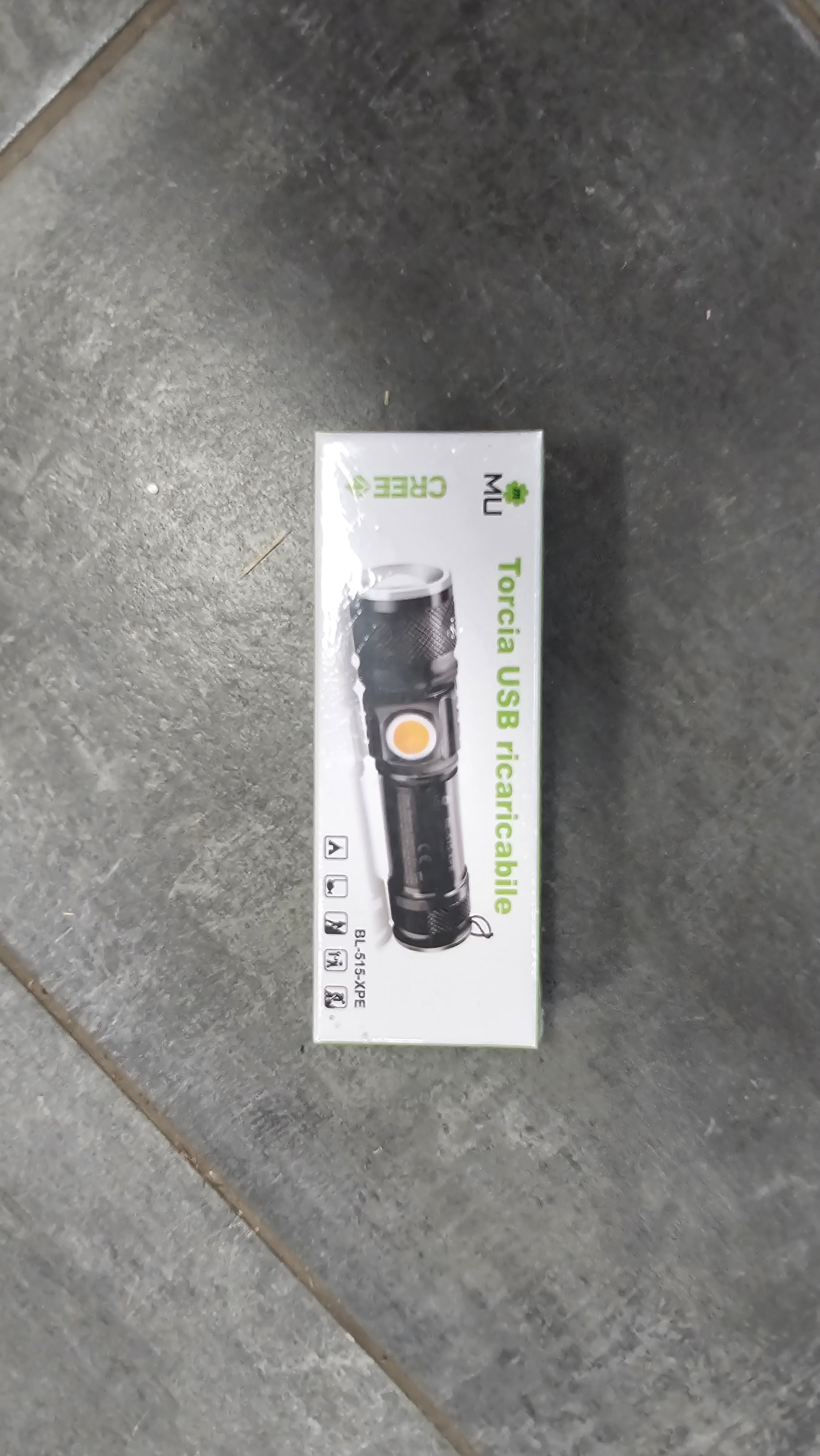 Torcia usb ricaricabile