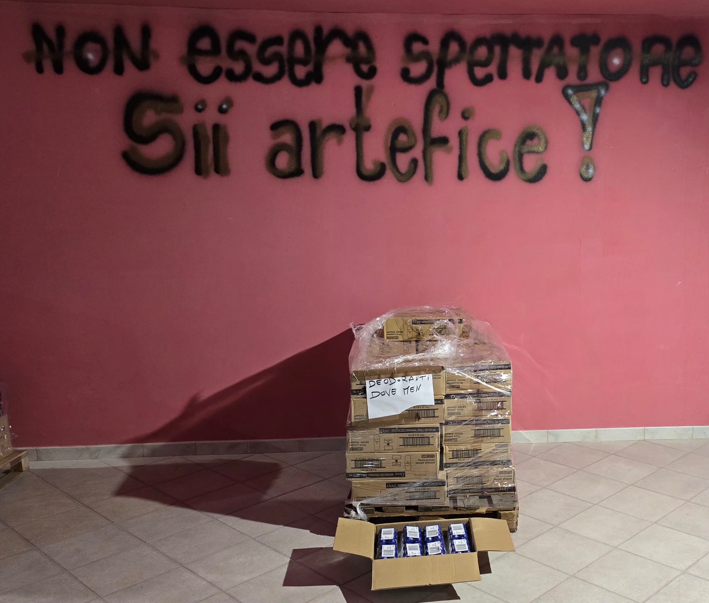 STOCK DI DEODORANTI DOVE 48H MIX CLASSICO/MAN. 192 PEZZI