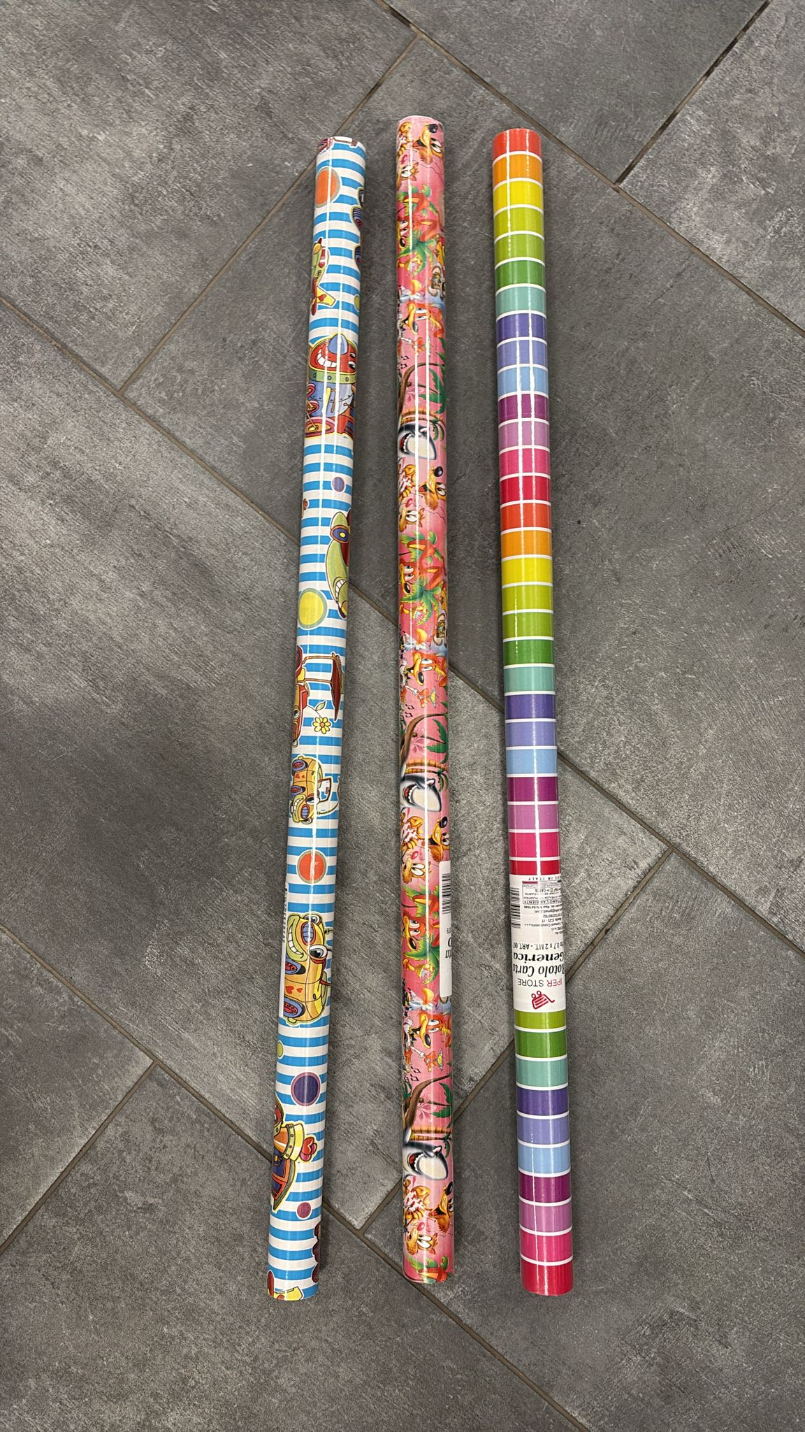 Rotoli carta regalo 0.7X2M