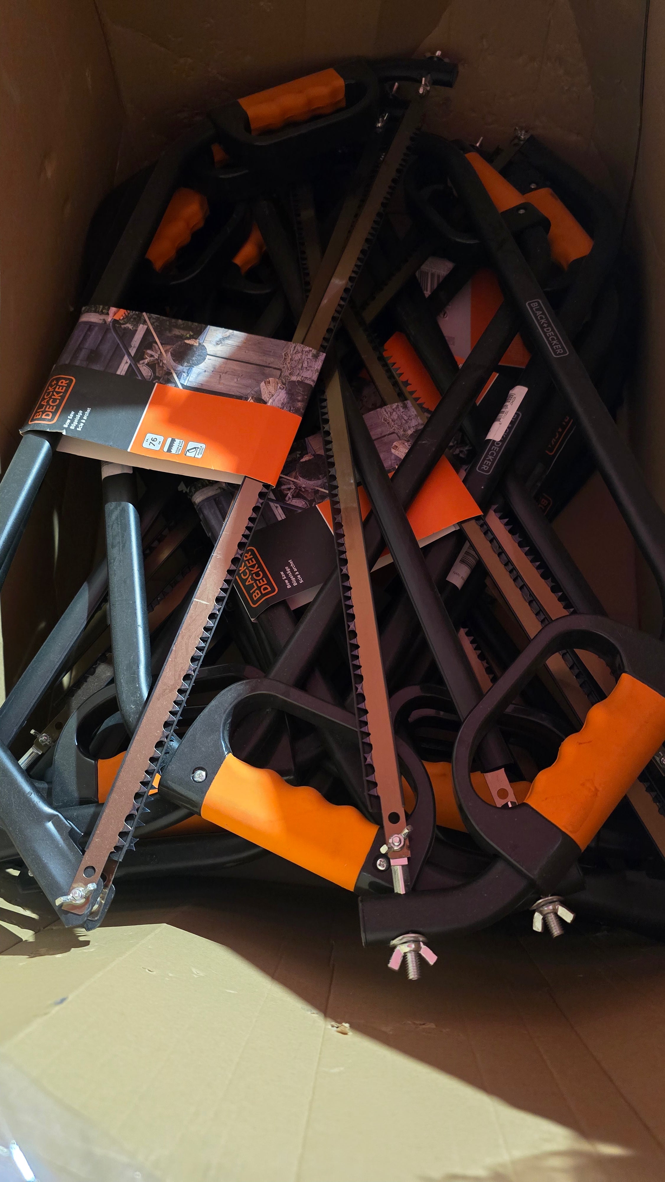 STOCK DI SEGHE MANUALI BLACK+DECKER 50 PEZZI