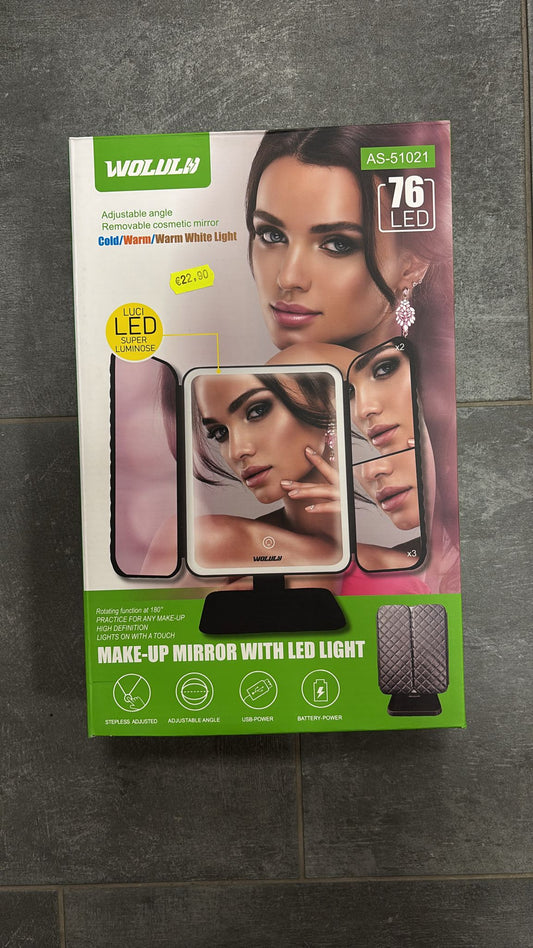 SPECCHIO DA TRUCCO CON LUCE LED