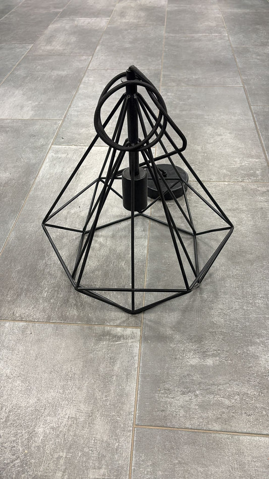 Lampadario  a forma di diamante  a sospensione  in 3 differenti colorazioni