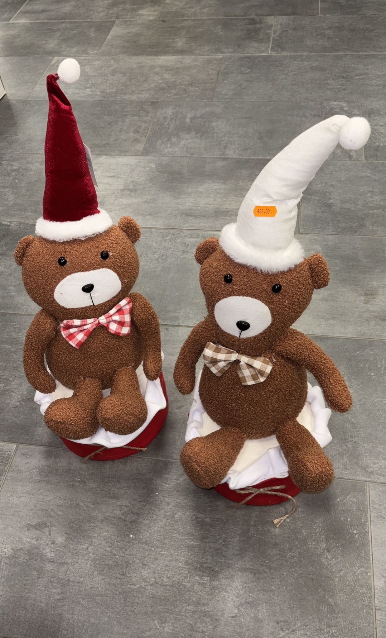 Peluche orsetto con base in feltro  In due colorazioni